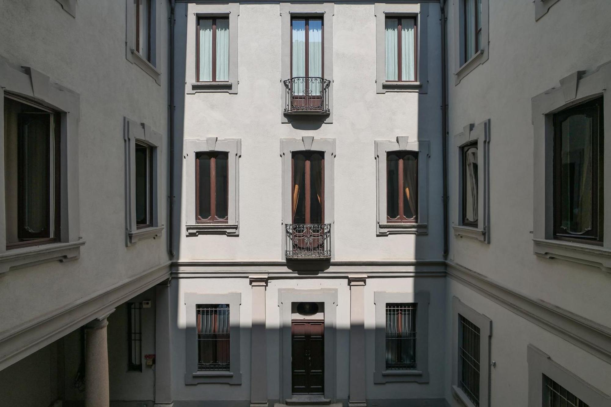 Prestige Boutique Aparthotel - Montenapoleone Milán Exterior foto